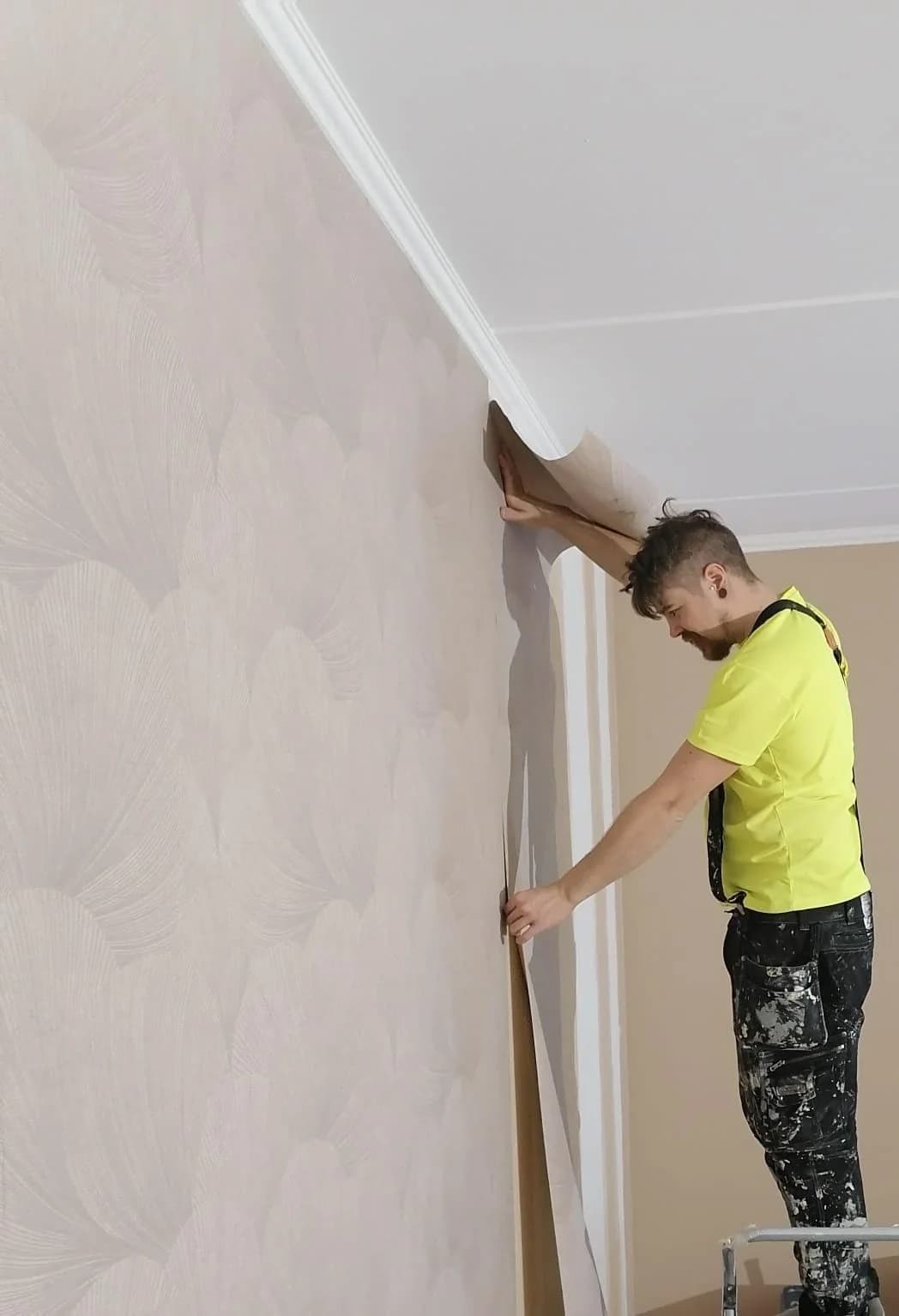 Kuva kolme työmaalta